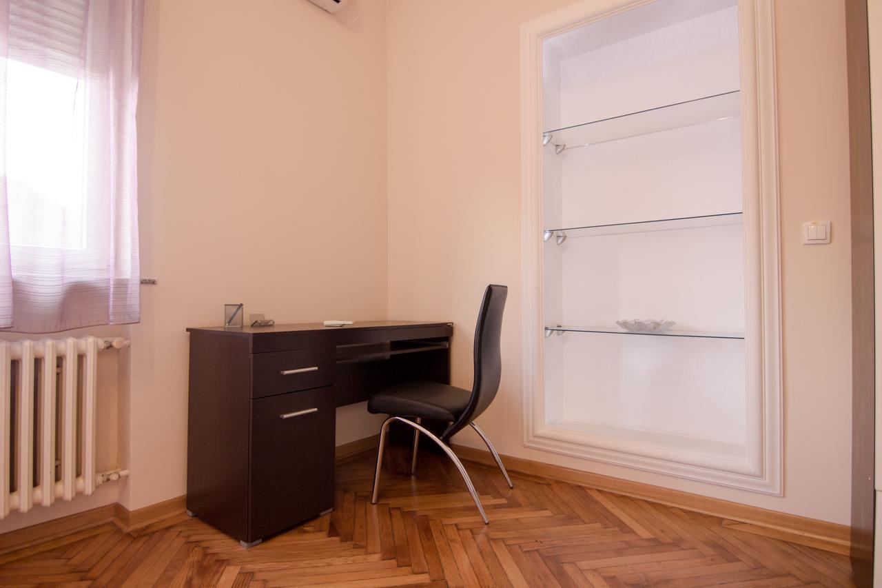 Dositej 5 Apartment Belgrad Exteriör bild
